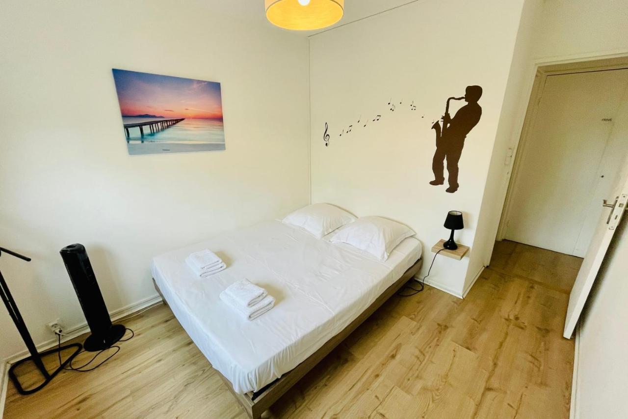 Luminous Apartment With Parking Near The City Center Cenon Exterior foto